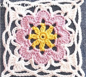 Square de Crochê com Flor Simples