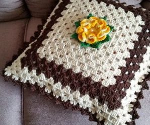 Capa de Almofada em Crochê com Flor [Inspiração + Passo a Passo]